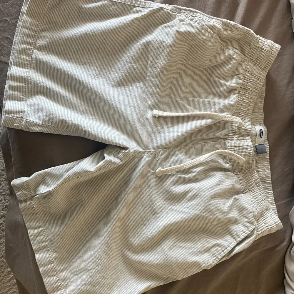Shorts - Picture 2 of 2